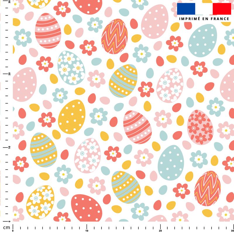 Oeufs de Pâques et fleurs multicolores - Fond blanc