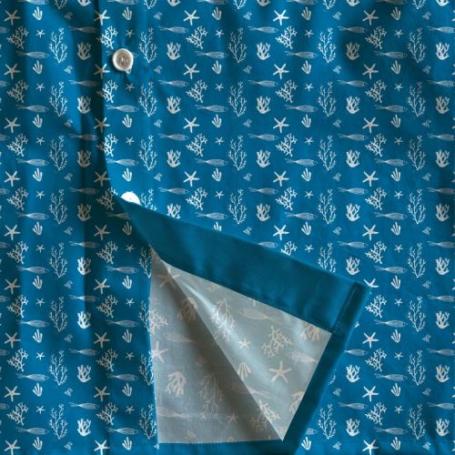 Patron chemise enfant bleue imprimé océan