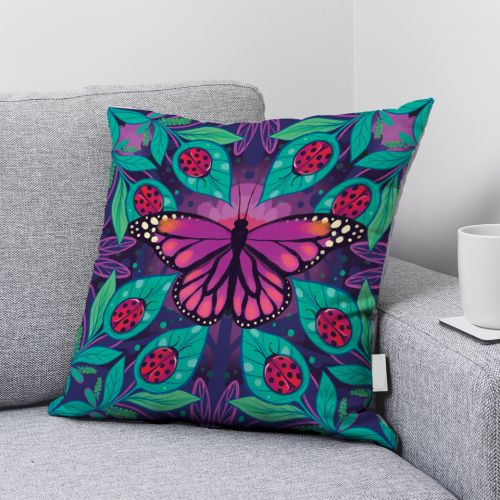 Coupon 45x45 cm motif coccinelle et papillon violet - Création Pilar Berrio