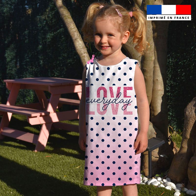 Patron robe enfant imprimé love everyday