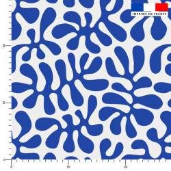 Tissu imperméable motif corail bleu fond blanc